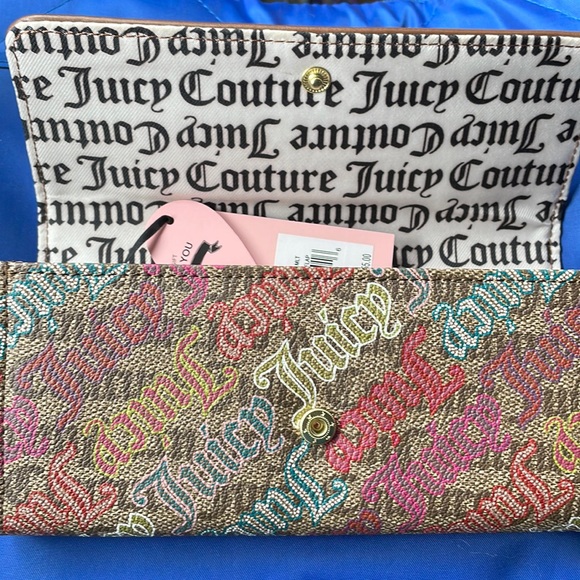 Juicy Couture Handbags - Juicy Couture wallet